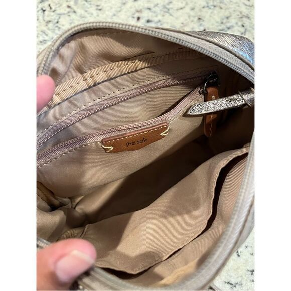 The Sak De Young Leather Camera Bag - Picture 5 of 8
